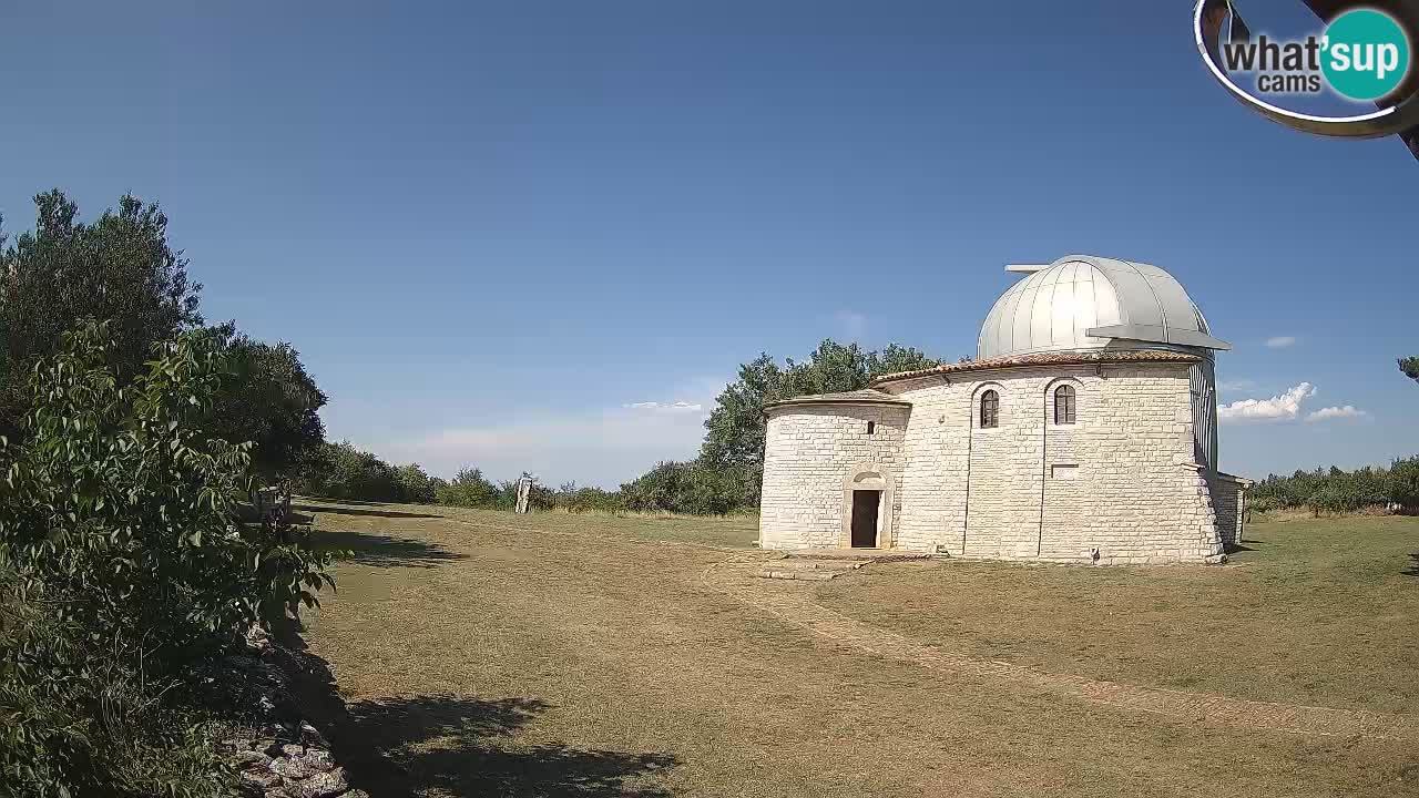 Višnjan Observatory Webcam: Gaze into the Cosmos from Istria, Croatia