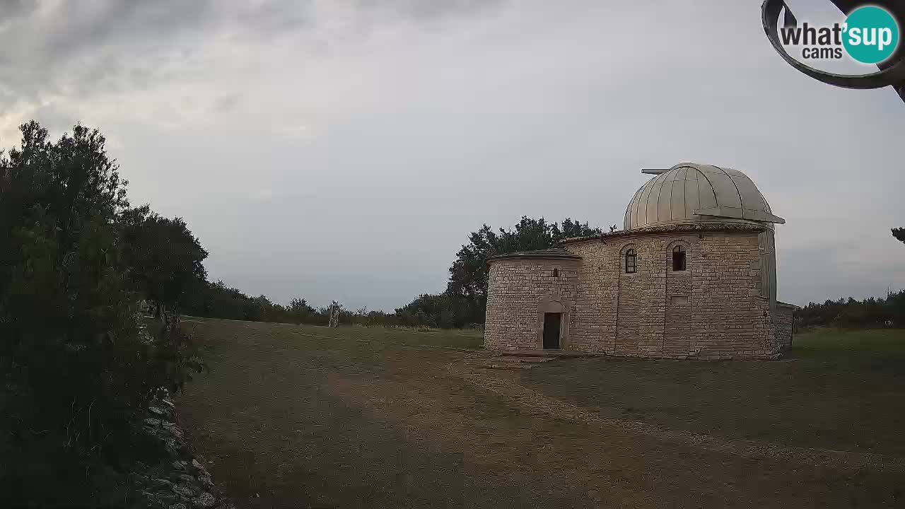 Višnjan Observatory Webcam: Gaze into the Cosmos from Istria, Croatia