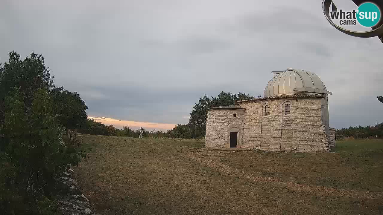 Višnjanska observatorijska spletna kamera: Opazujte vesolje iz Istre, Hrvaška