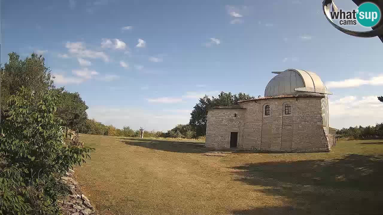 Višnjan Observatory Webcam: Gaze into the Cosmos from Istria, Croatia