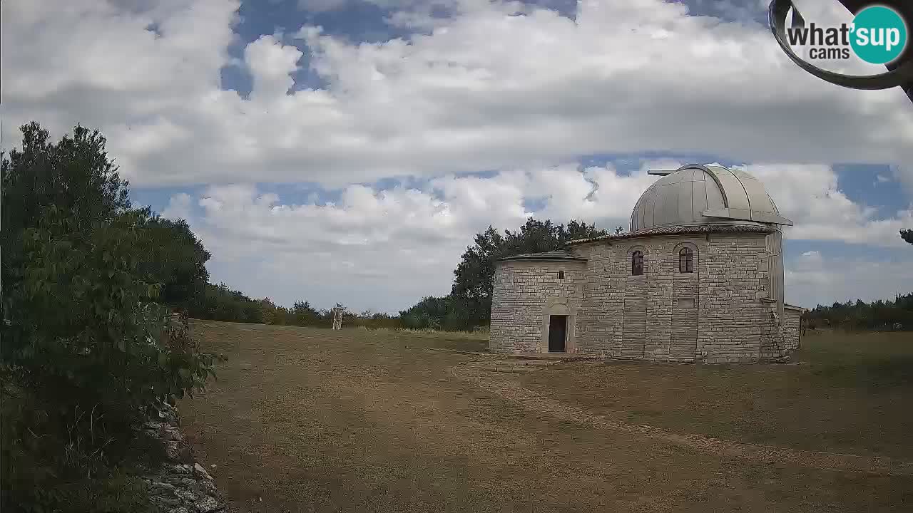 Webcam de l’Observatoire de Višnjan: Plongez dans le cosmos depuis l’Istrie, Croatie