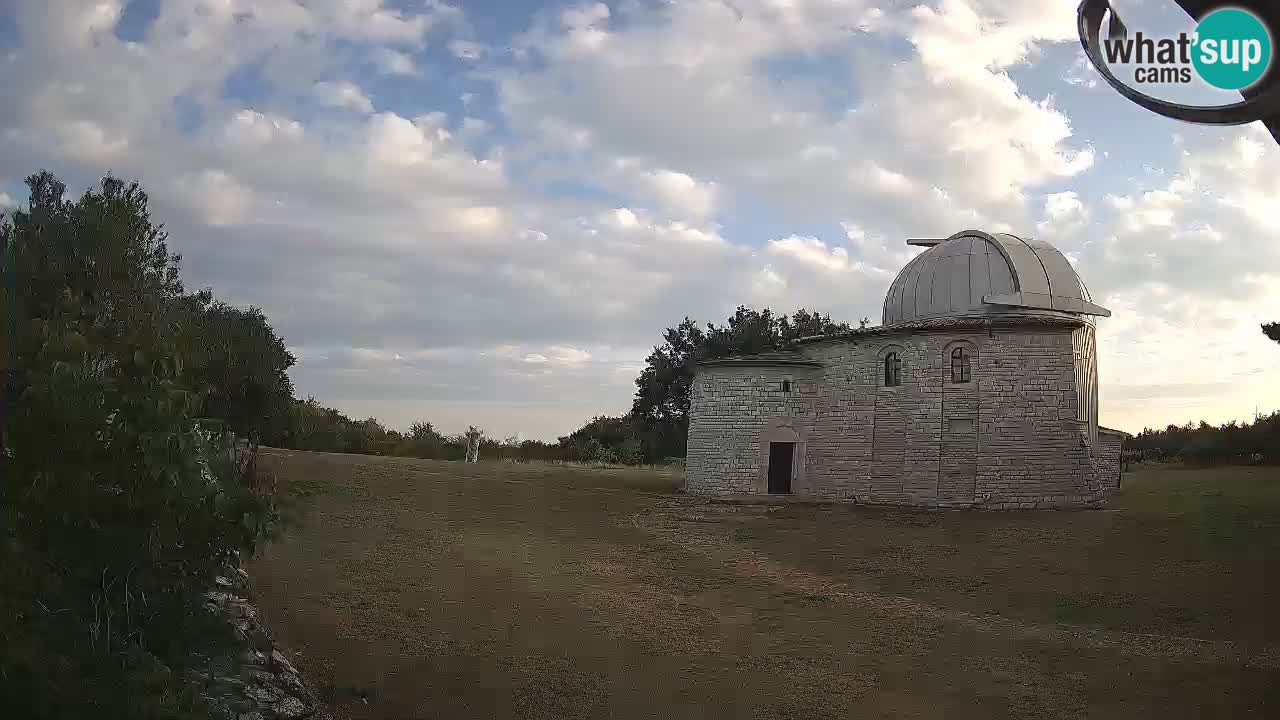 Webcam de l’Observatoire de Višnjan: Plongez dans le cosmos depuis l’Istrie, Croatie