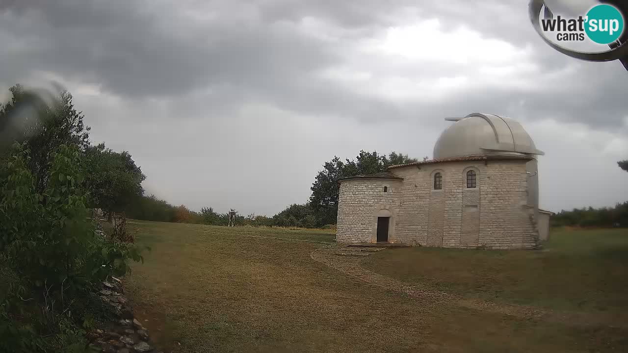 Višnjan Observatory Webcam: Gaze into the Cosmos from Istria, Croatia