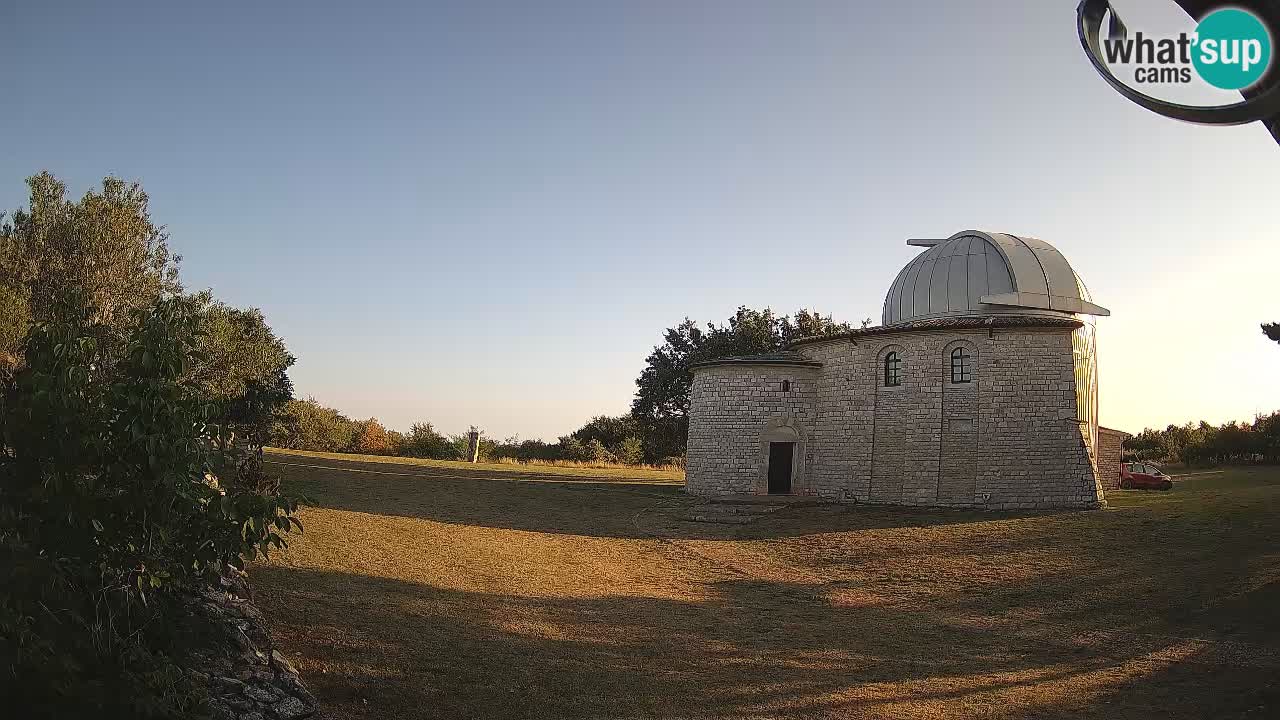 Višnjan Observatory Webcam: Gaze into the Cosmos from Istria, Croatia