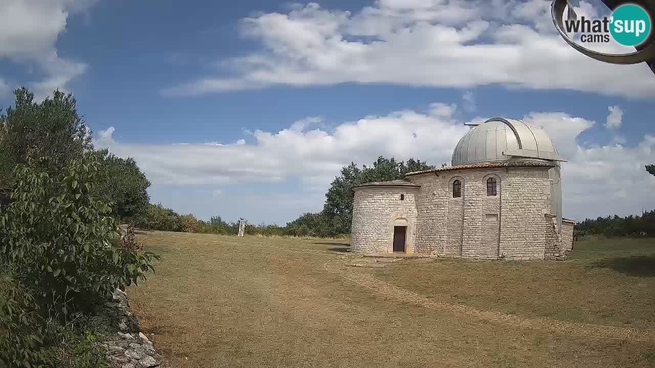 Višnjan Observatory Webcam: Gaze into the Cosmos from Istria, Croatia