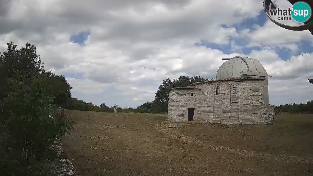 Webcam de l’Observatoire de Višnjan: Plongez dans le cosmos depuis l’Istrie, Croatie
