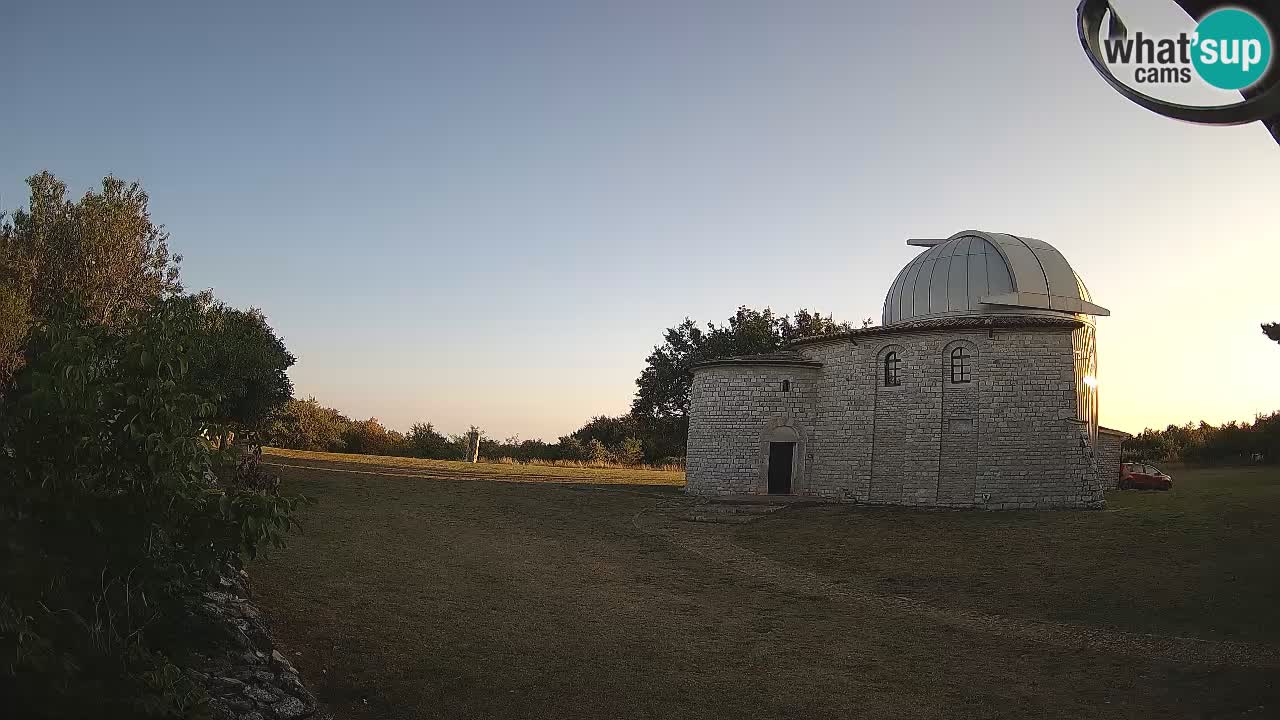 Višnjan Observatory Webcam: Gaze into the Cosmos from Istria, Croatia