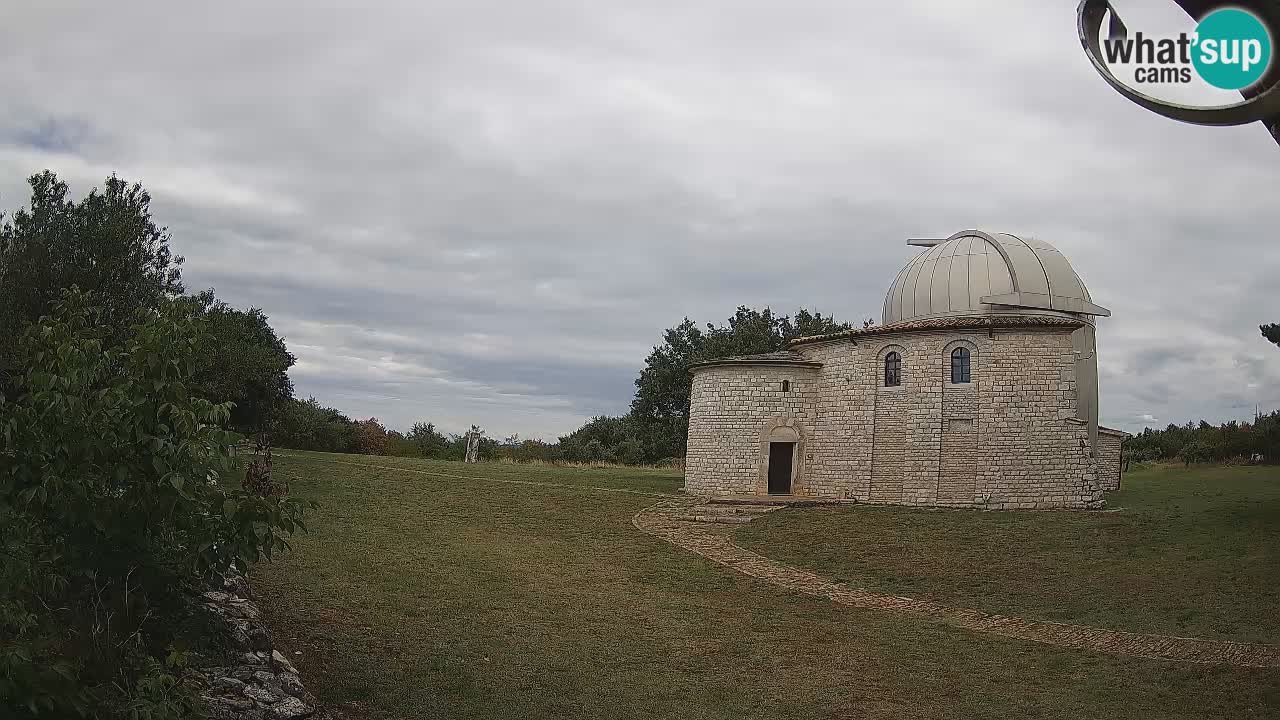 Višnjan Observatory Webcam: Gaze into the Cosmos from Istria, Croatia
