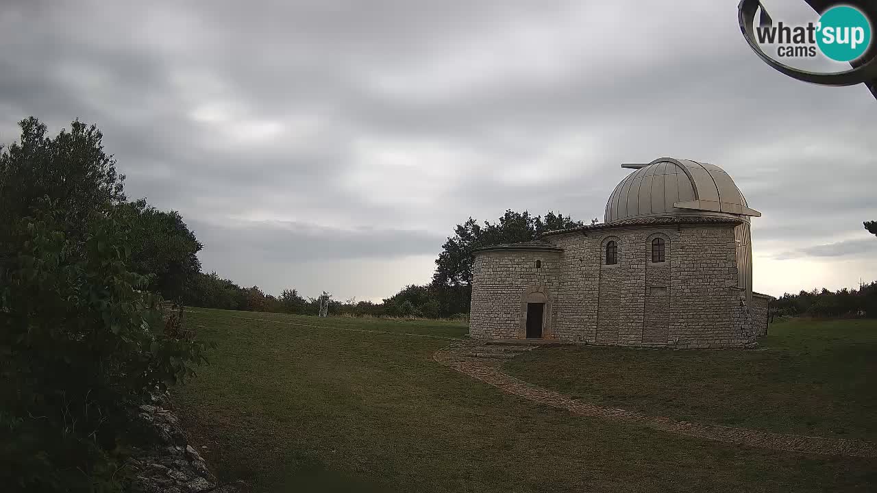 Webcam de l’Observatoire de Višnjan: Plongez dans le cosmos depuis l’Istrie, Croatie