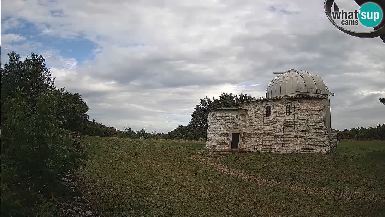 Webcam de l’Observatoire de Višnjan: Plongez dans le cosmos depuis l’Istrie, Croatie
