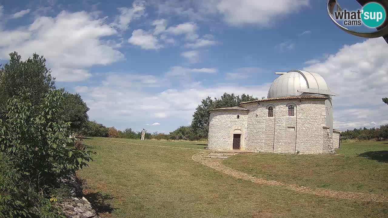 Višnjanska opservatorijska web kamera: Zavirite u svemir s poluotoka Istre, Hrvatska