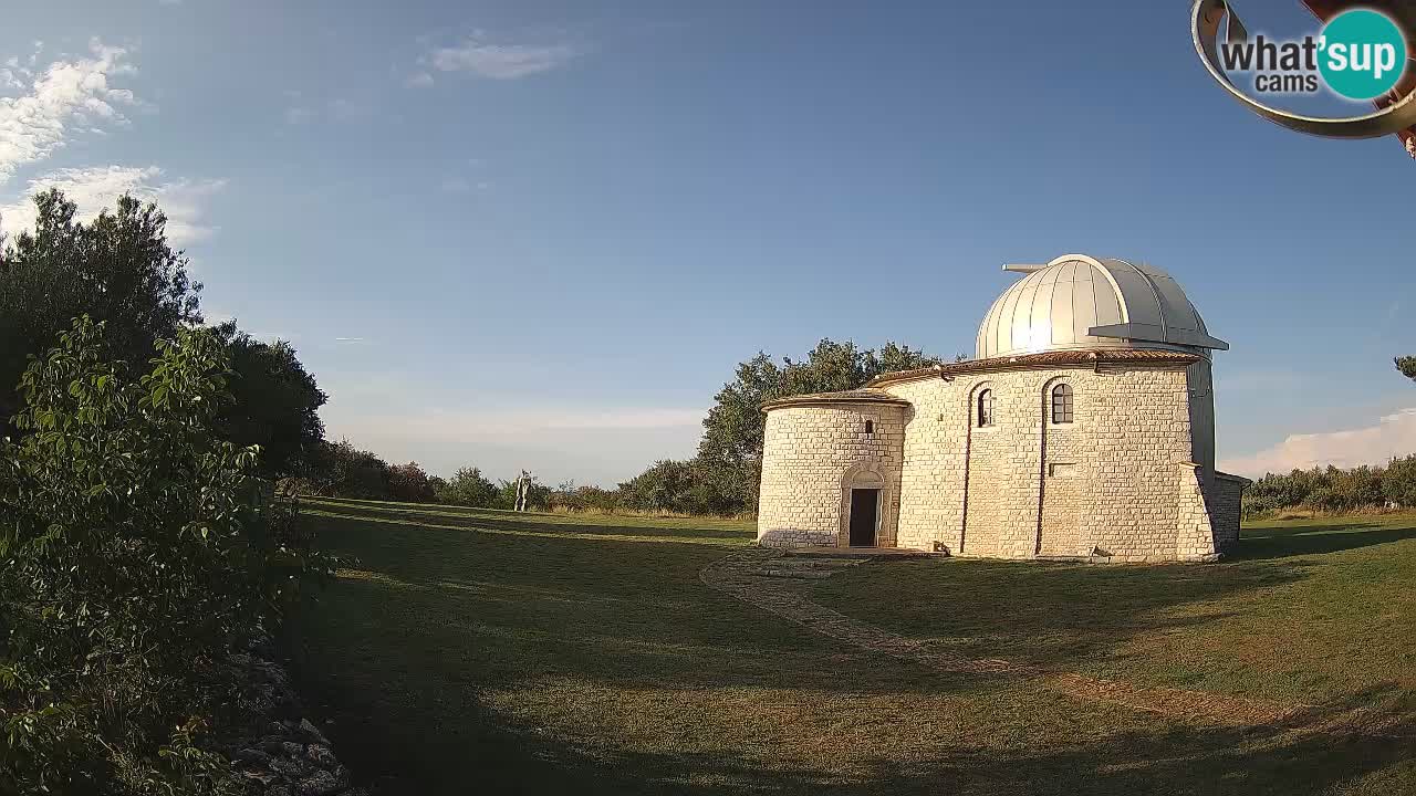 Webcam de l’Observatoire de Višnjan: Plongez dans le cosmos depuis l’Istrie, Croatie