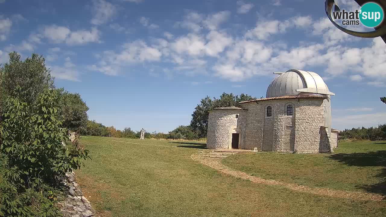 Višnjan Observatory Webcam: Gaze into the Cosmos from Istria, Croatia