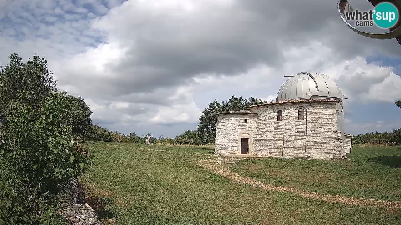 Višnjanska observatorijska spletna kamera: Opazujte vesolje iz Istre, Hrvaška