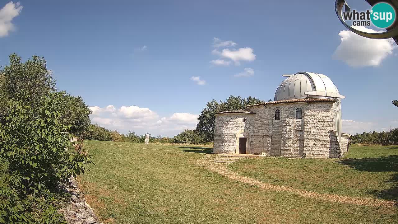 Višnjan Observatory Webcam: Gaze into the Cosmos from Istria, Croatia