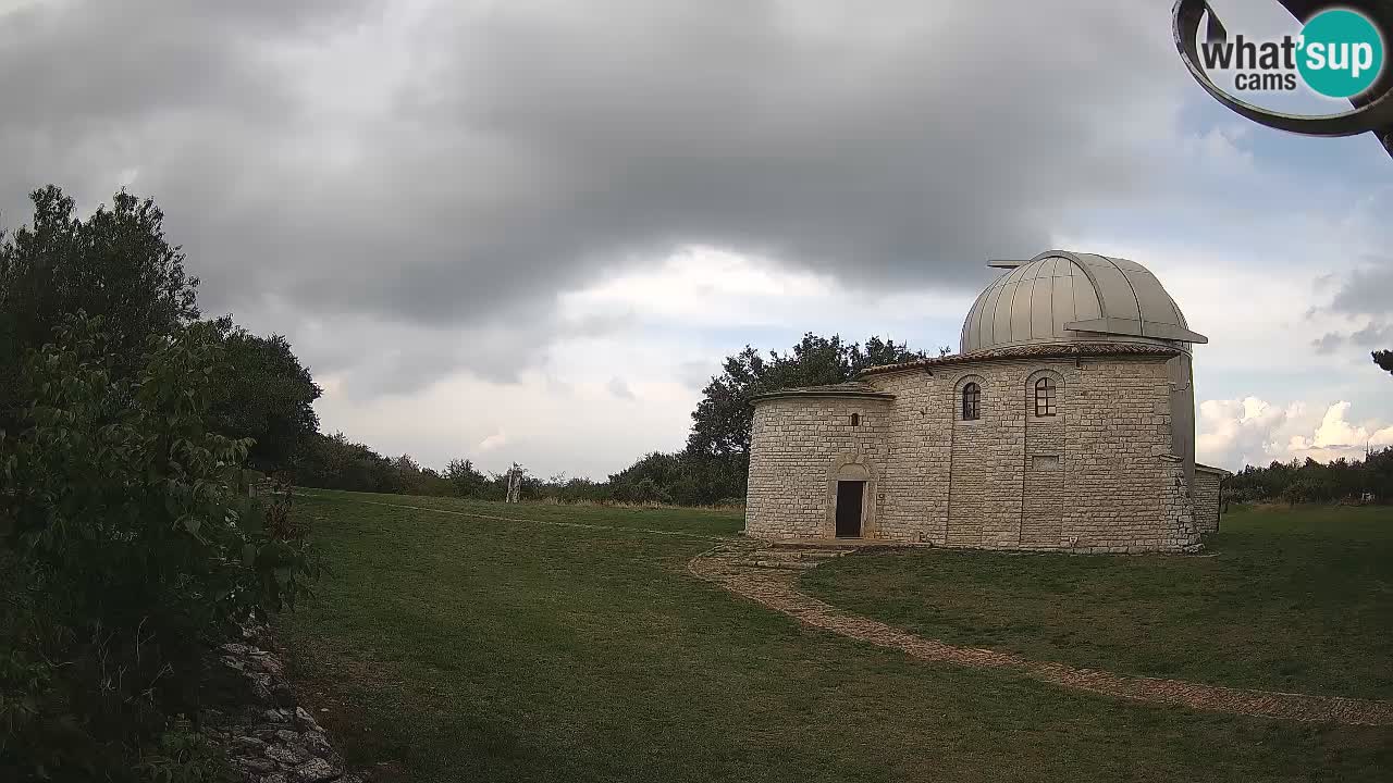 Višnjanska observatorijska spletna kamera: Opazujte vesolje iz Istre, Hrvaška