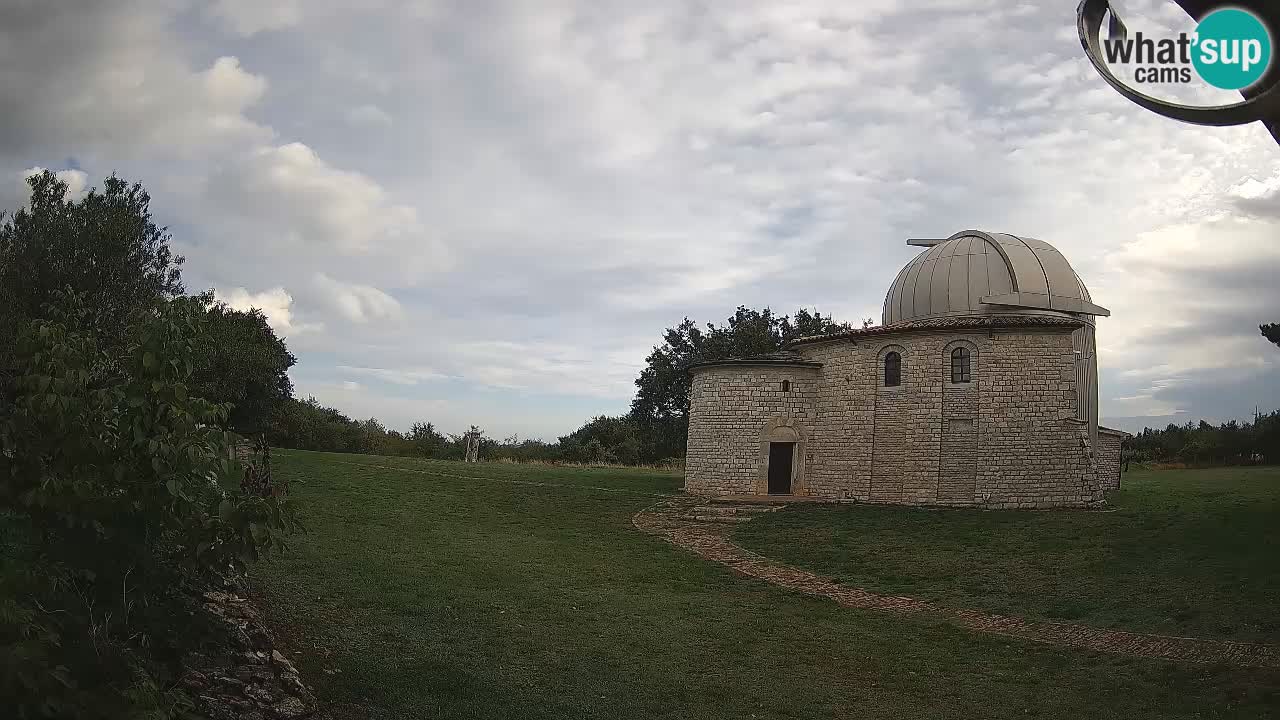 Višnjanska observatorijska spletna kamera: Opazujte vesolje iz Istre, Hrvaška