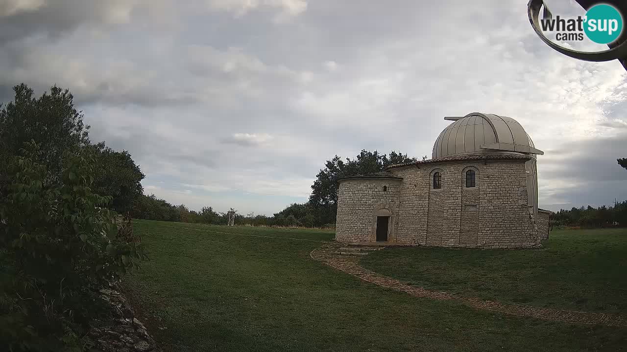 Višnjan Observatory Webcam: Gaze into the Cosmos from Istria, Croatia