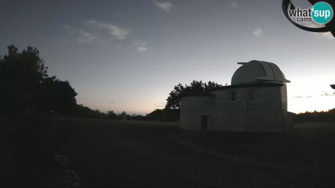 Webcam de l’Observatoire de Višnjan: Plongez dans le cosmos depuis l’Istrie, Croatie