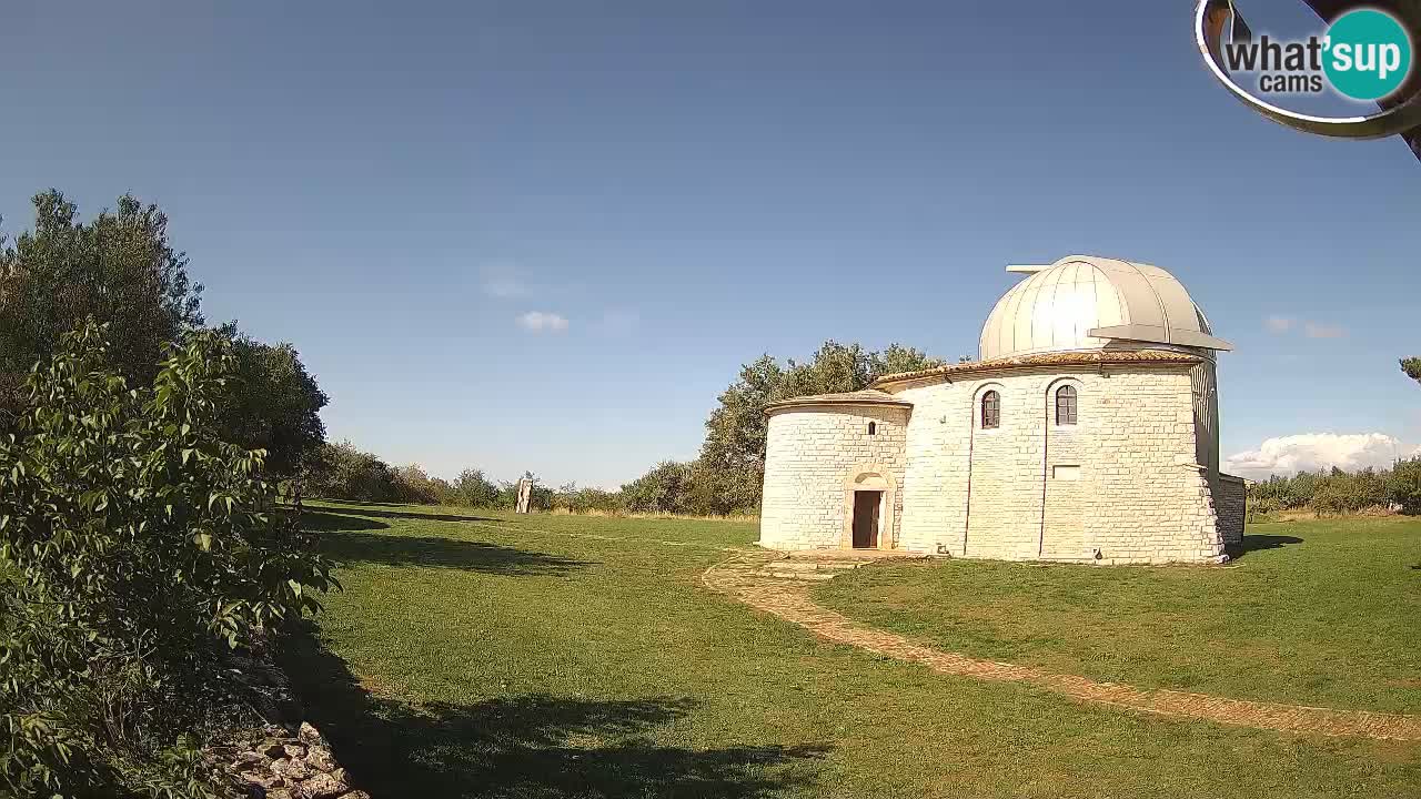 Višnjan Observatory Webcam: Gaze into the Cosmos from Istria, Croatia