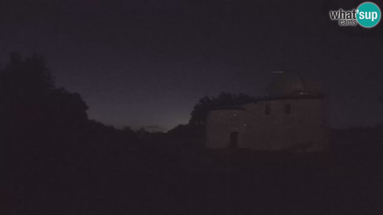 Višnjan Observatory Webcam: Gaze into the Cosmos from Istria, Croatia