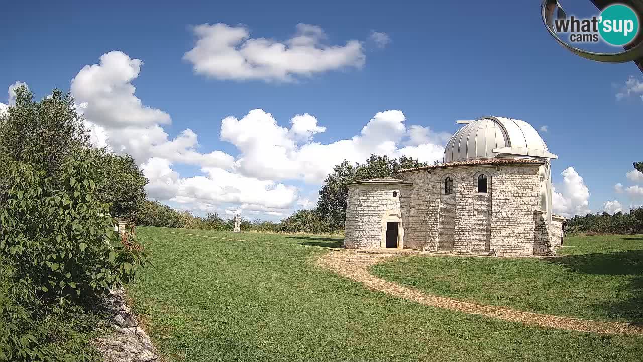 Višnjan Observatory Webcam: Gaze into the Cosmos from Istria, Croatia