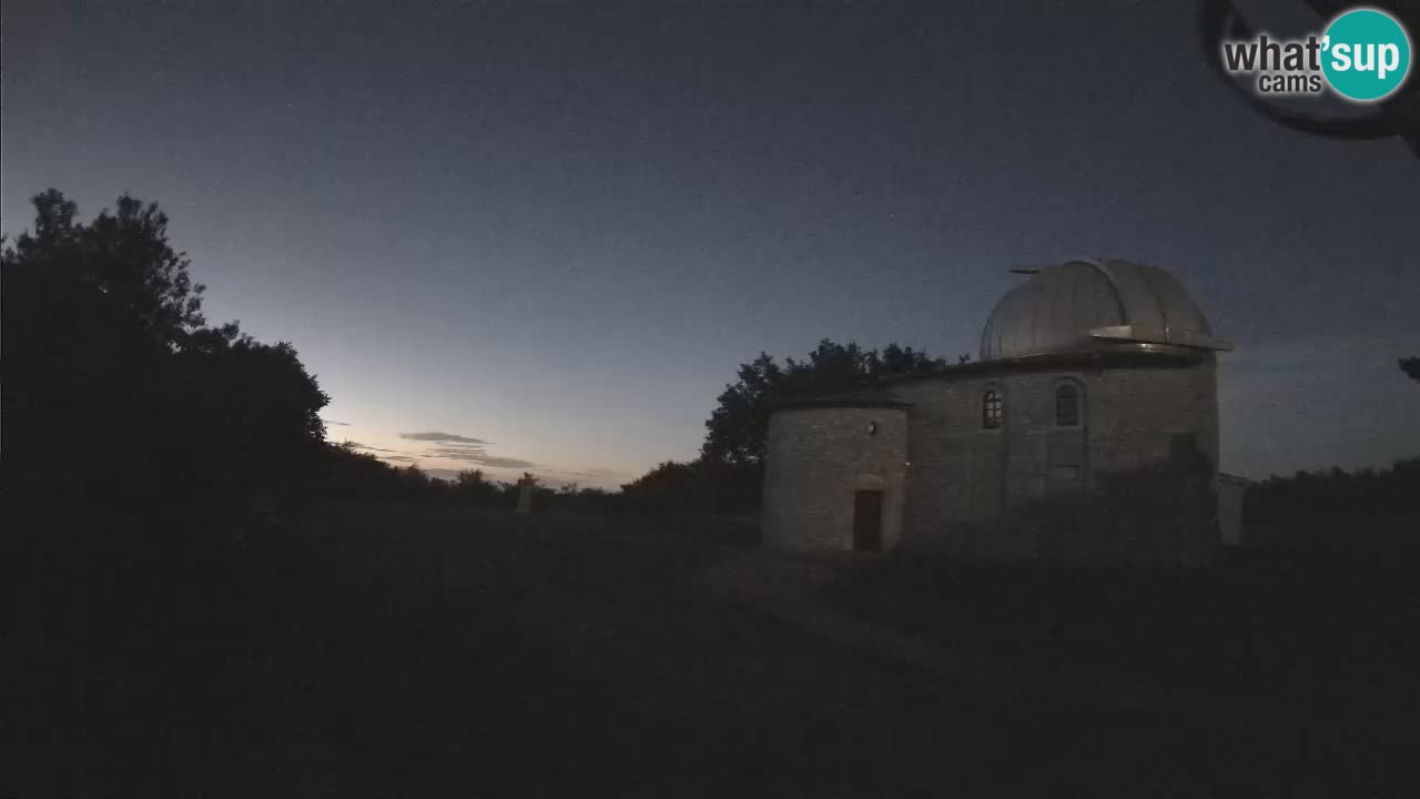 Webcam de l’Observatoire de Višnjan: Plongez dans le cosmos depuis l’Istrie, Croatie