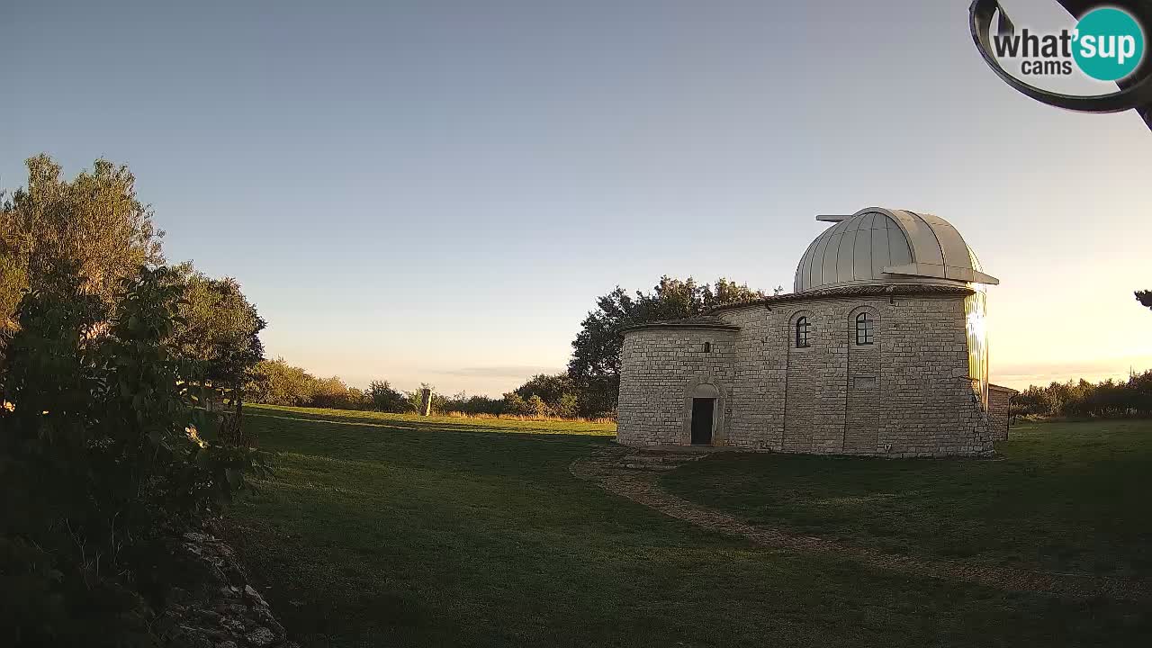 Webcam de l’Observatoire de Višnjan: Plongez dans le cosmos depuis l’Istrie, Croatie