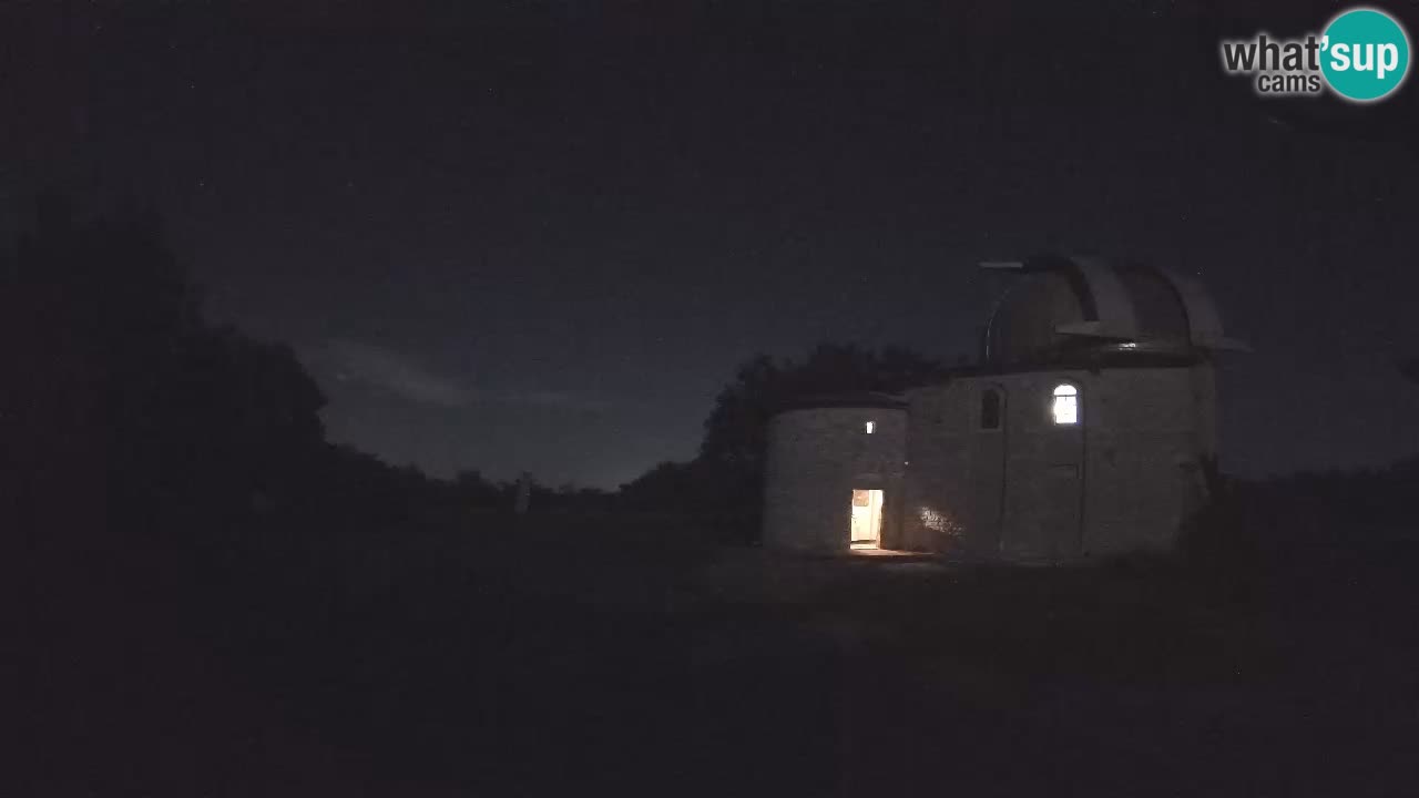 Višnjanska observatorijska spletna kamera: Opazujte vesolje iz Istre, Hrvaška