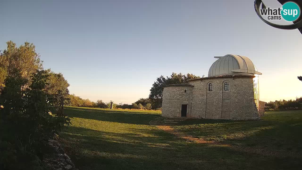 Višnjanska observatorijska spletna kamera: Opazujte vesolje iz Istre, Hrvaška