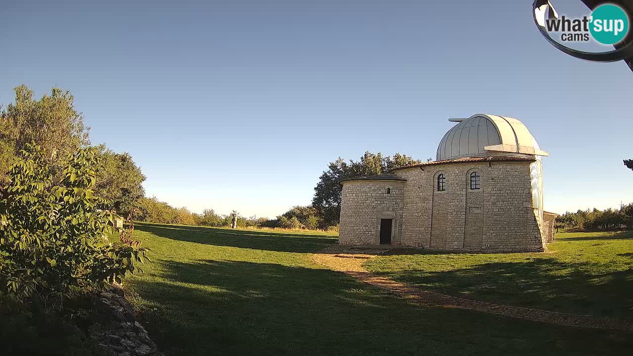 Webcam de l’Observatoire de Višnjan: Plongez dans le cosmos depuis l’Istrie, Croatie