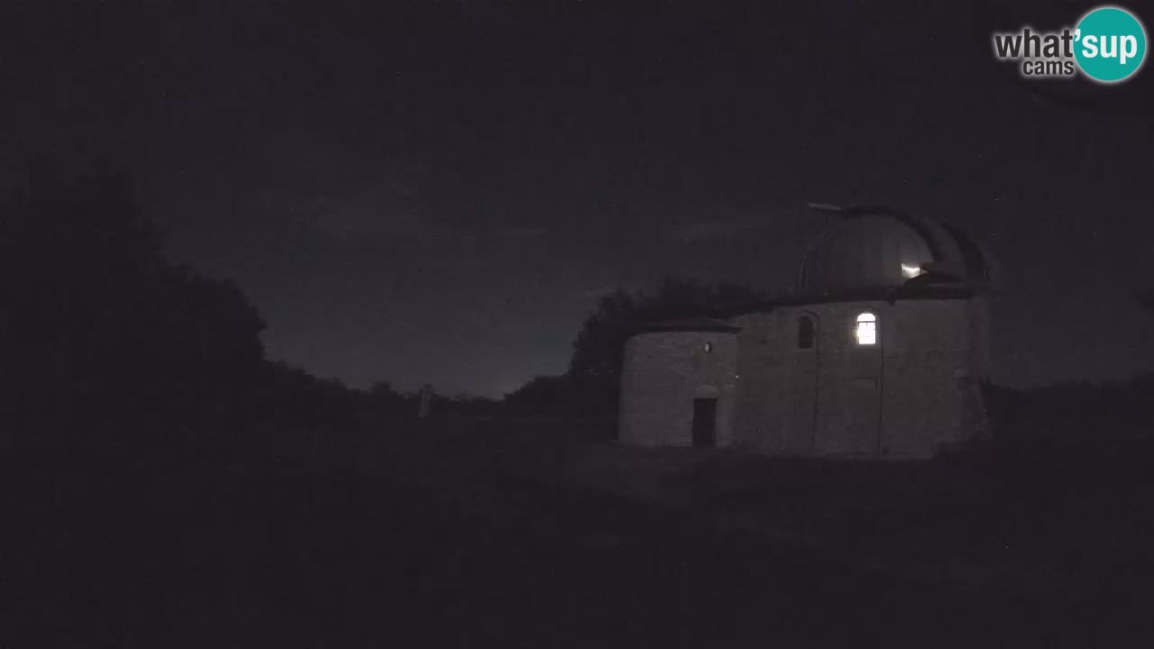Višnjanska observatorijska spletna kamera: Opazujte vesolje iz Istre, Hrvaška