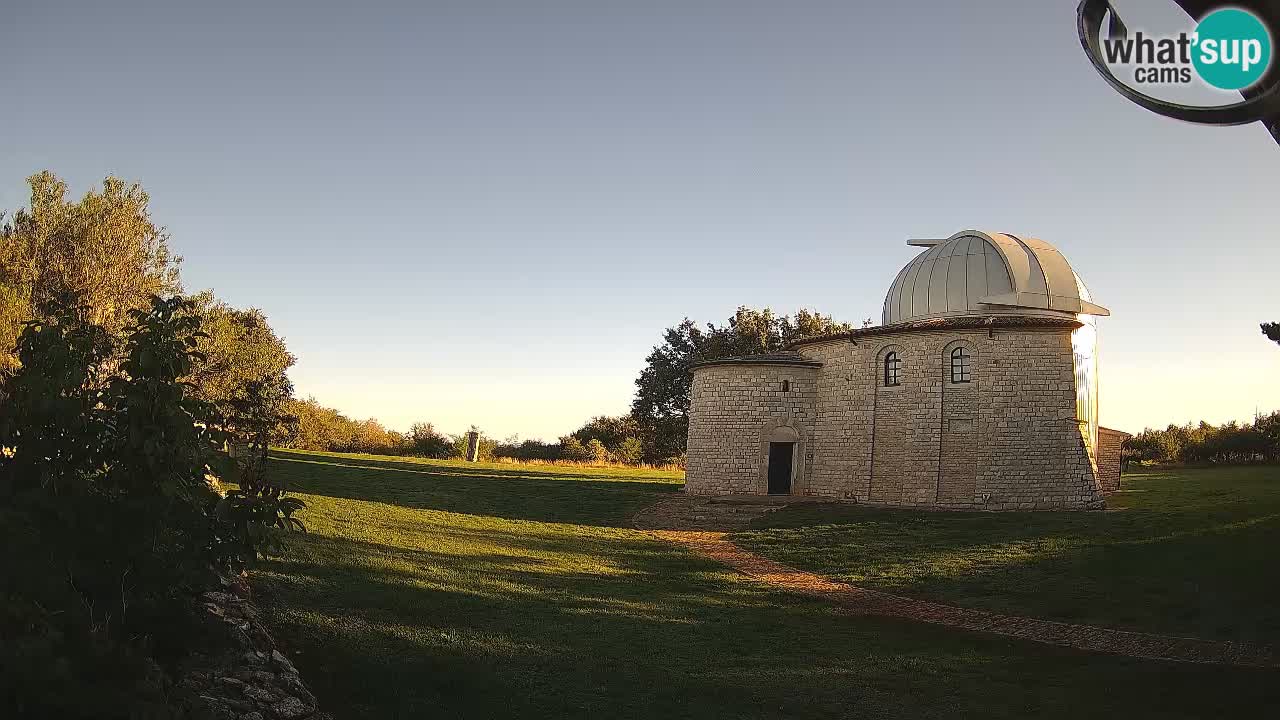Višnjanska observatorijska spletna kamera: Opazujte vesolje iz Istre, Hrvaška