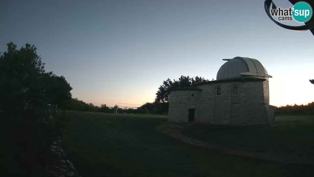 Webcam de l’Observatoire de Višnjan: Plongez dans le cosmos depuis l’Istrie, Croatie