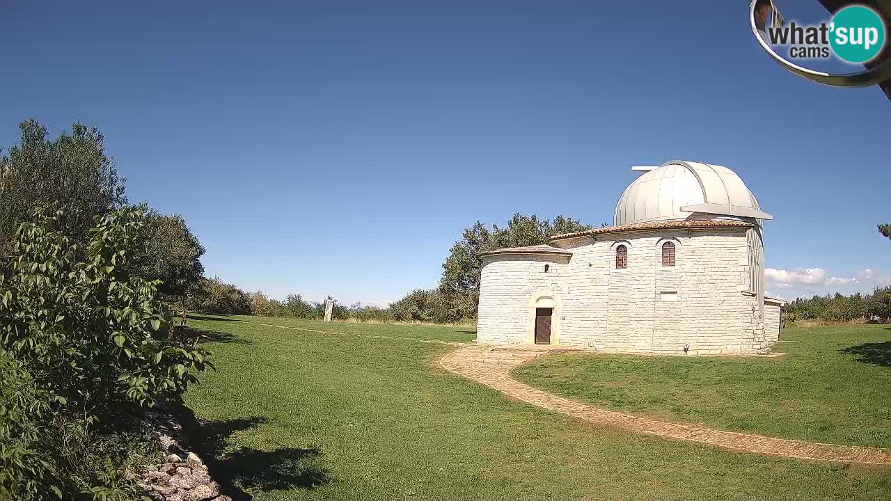 Višnjan Observatory Webcam: Gaze into the Cosmos from Istria, Croatia