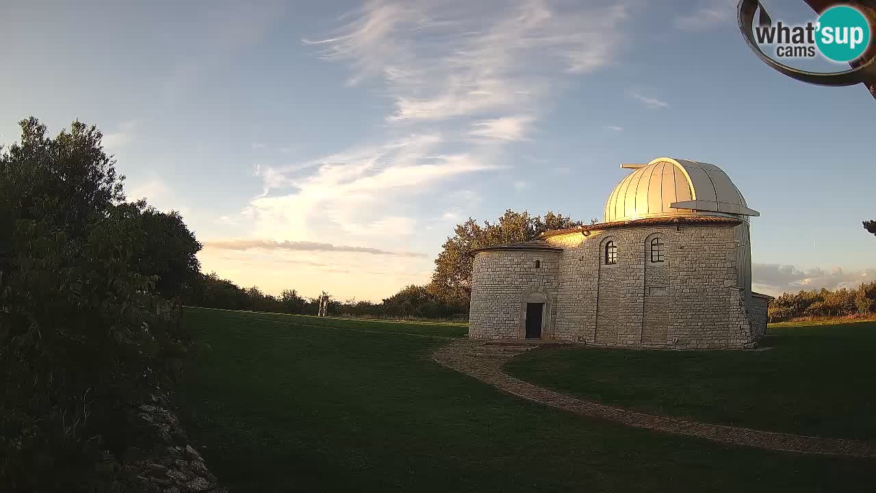 Višnjan Observatory Webcam: Gaze into the Cosmos from Istria, Croatia