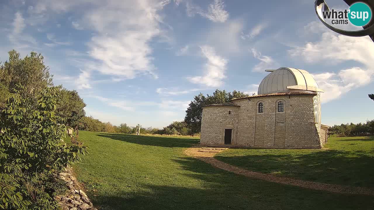 Višnjanska observatorijska spletna kamera: Opazujte vesolje iz Istre, Hrvaška