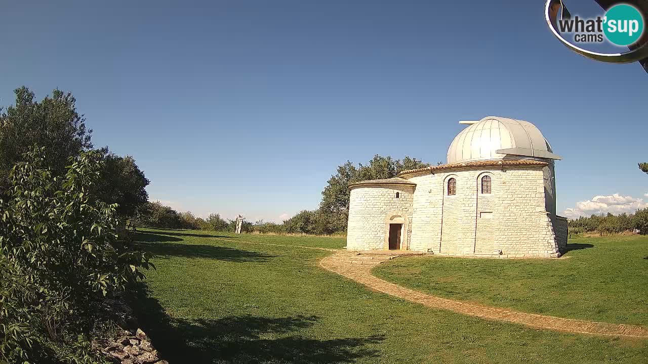 Višnjan Observatory Webcam: Gaze into the Cosmos from Istria, Croatia