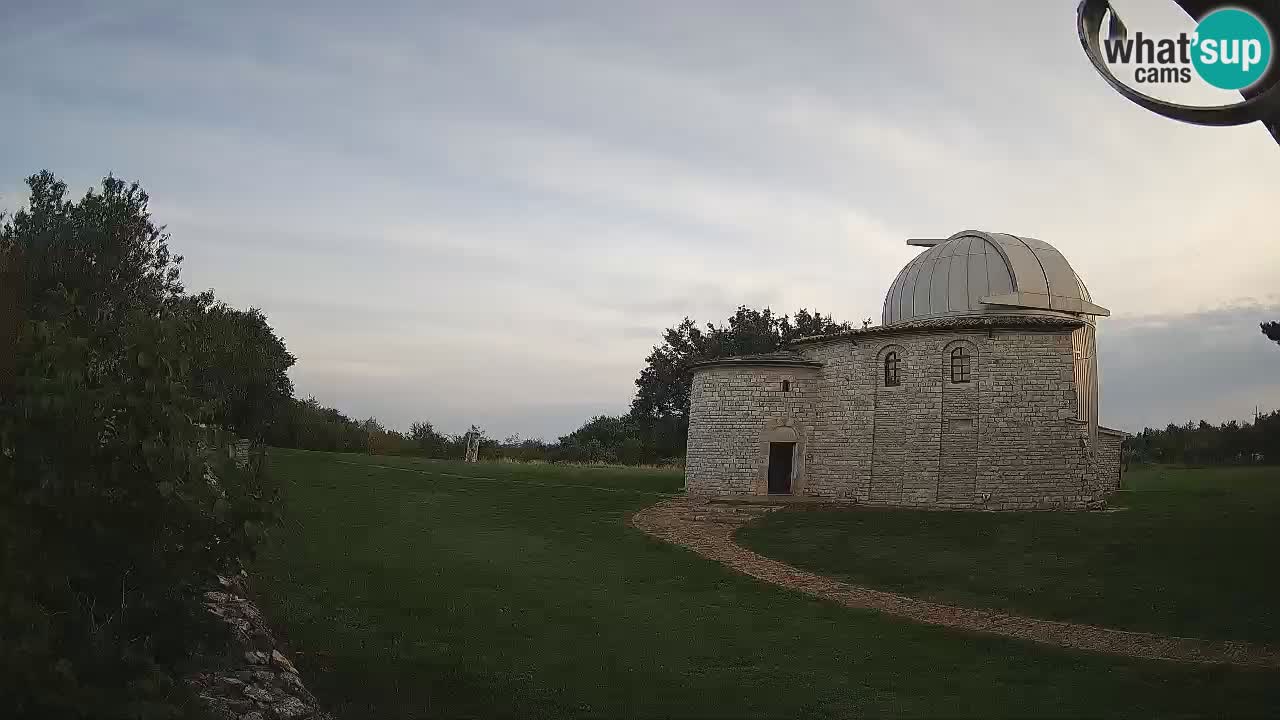Višnjanska observatorijska spletna kamera: Opazujte vesolje iz Istre, Hrvaška