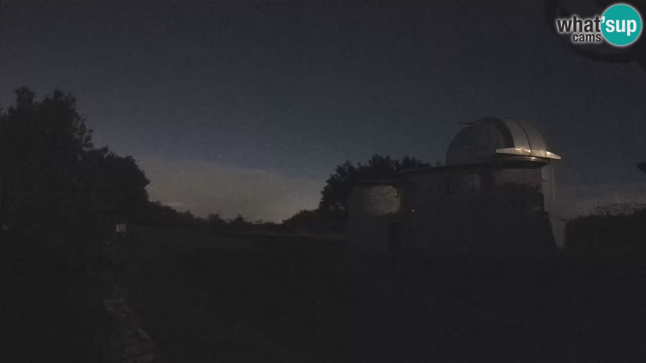Višnjan Observatory Webcam: Gaze into the Cosmos from Istria, Croatia
