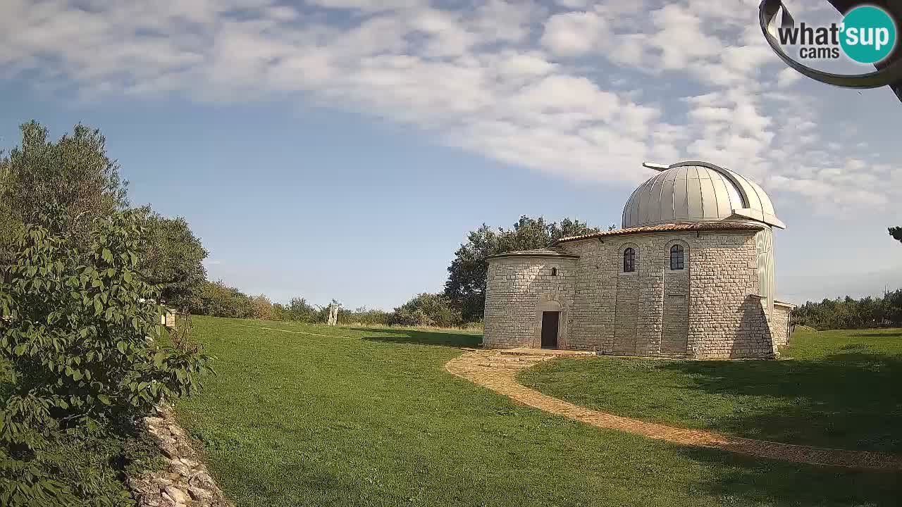 Višnjan Observatory Webcam: Gaze into the Cosmos from Istria, Croatia