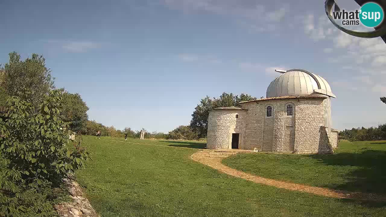 Višnjan Observatory Webcam: Gaze into the Cosmos from Istria, Croatia
