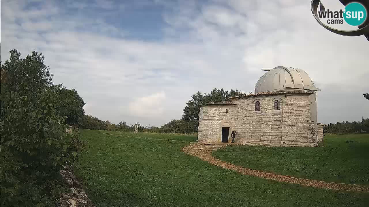 Webcam de l’Observatoire de Višnjan: Plongez dans le cosmos depuis l’Istrie, Croatie