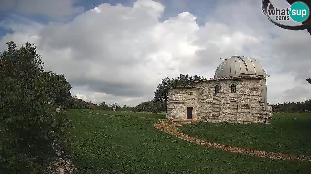 Višnjan Observatory Webcam: Gaze into the Cosmos from Istria, Croatia