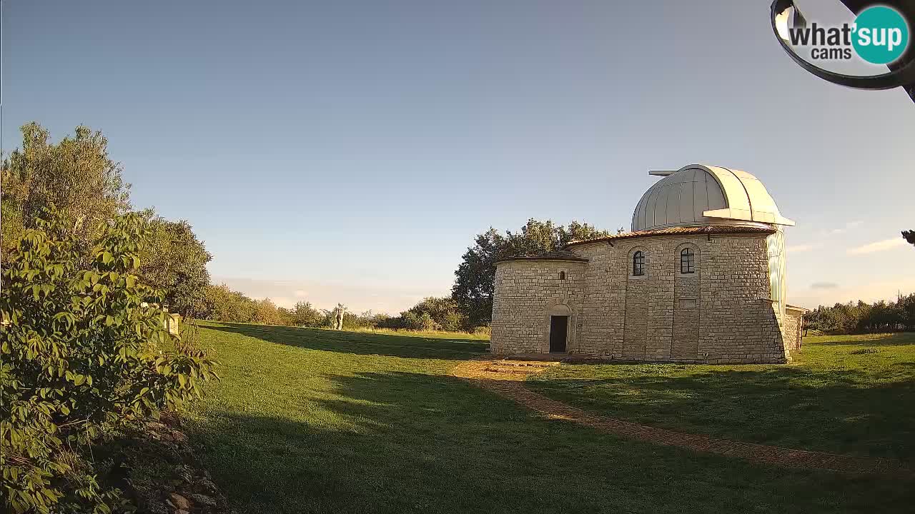 Višnjanska observatorijska spletna kamera: Opazujte vesolje iz Istre, Hrvaška