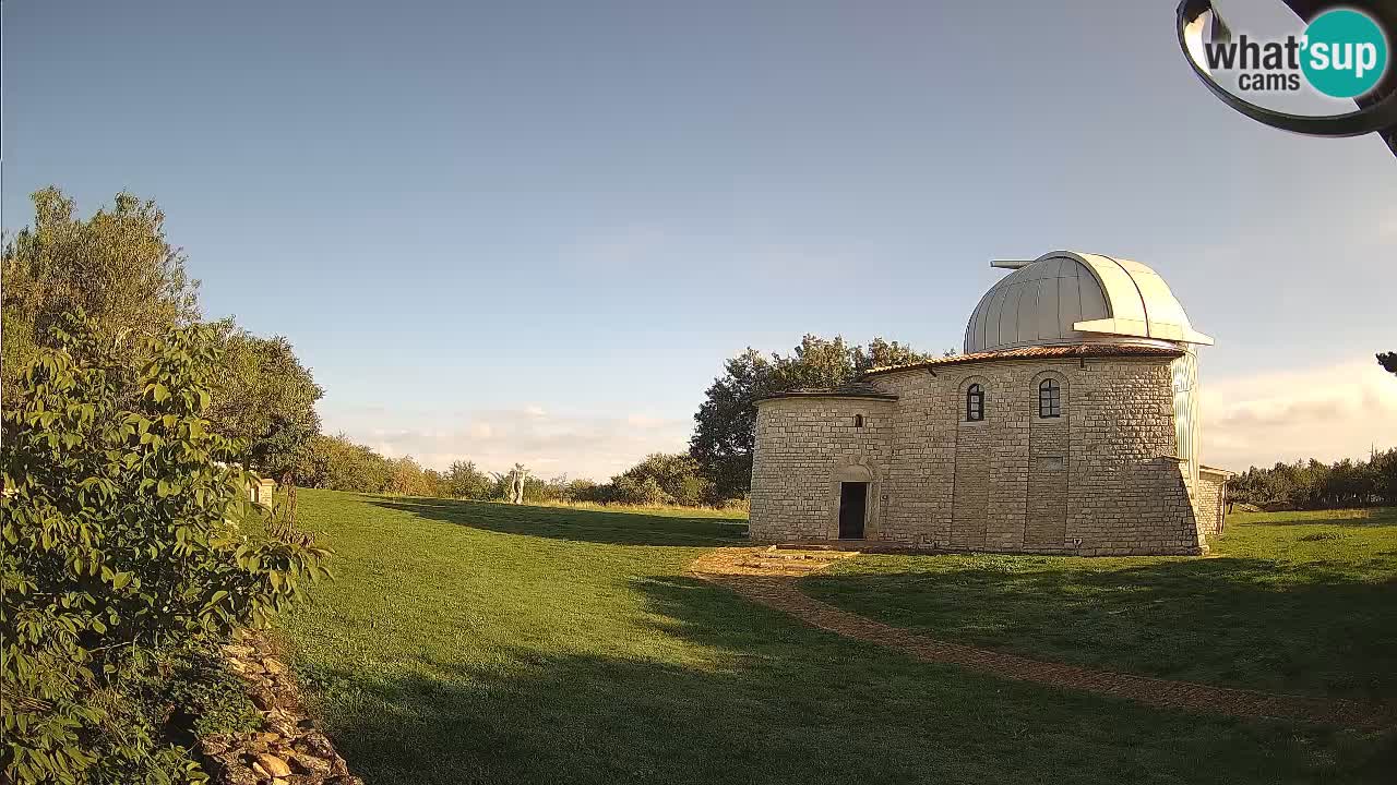 Webcam de l’Observatoire de Višnjan: Plongez dans le cosmos depuis l’Istrie, Croatie