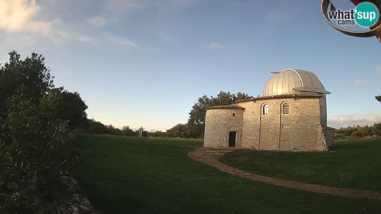 Webcam de l’Observatoire de Višnjan: Plongez dans le cosmos depuis l’Istrie, Croatie