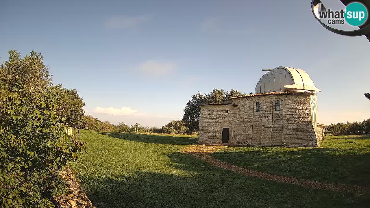 Višnjan Observatory Webcam: Gaze into the Cosmos from Istria, Croatia