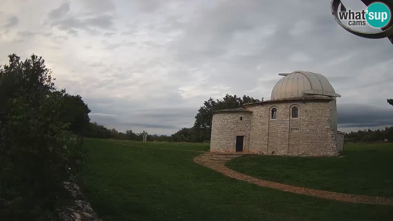 Višnjan Observatory Webcam: Gaze into the Cosmos from Istria, Croatia
