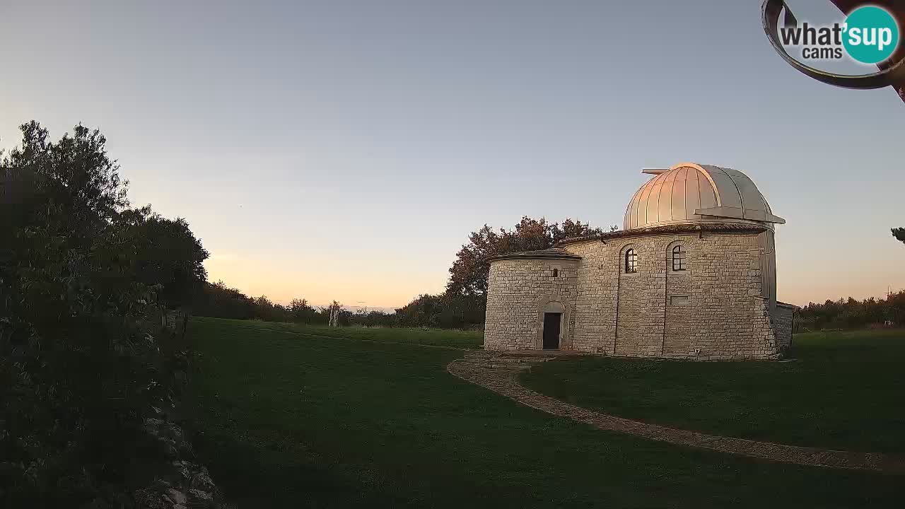 Webcam de l’Observatoire de Višnjan: Plongez dans le cosmos depuis l’Istrie, Croatie